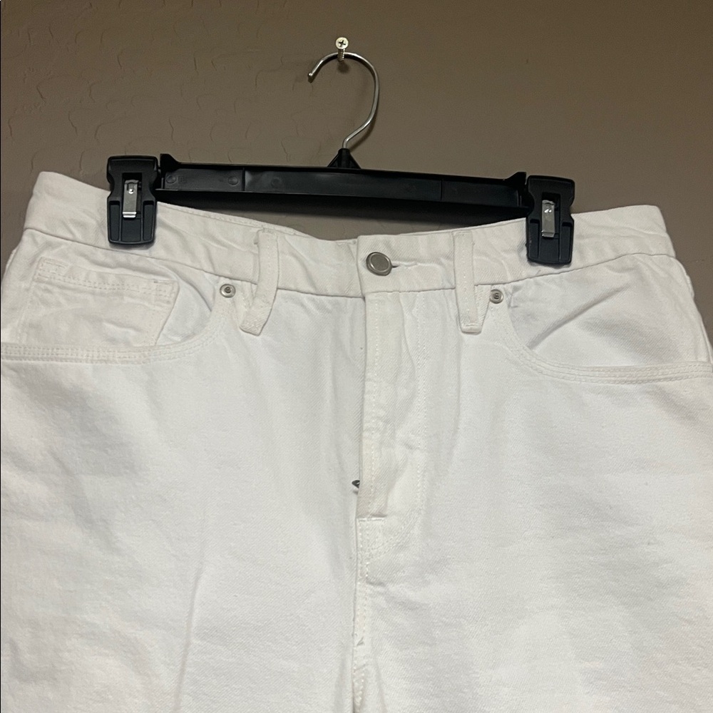 Good American Distressed High-Rise baggy Jeans white - Picture 6 of 8